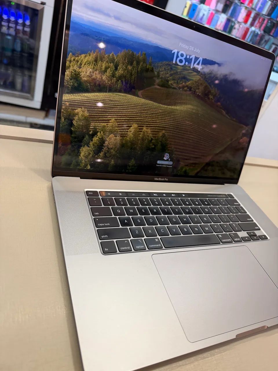 MACBOOK PRO  - Foto 4