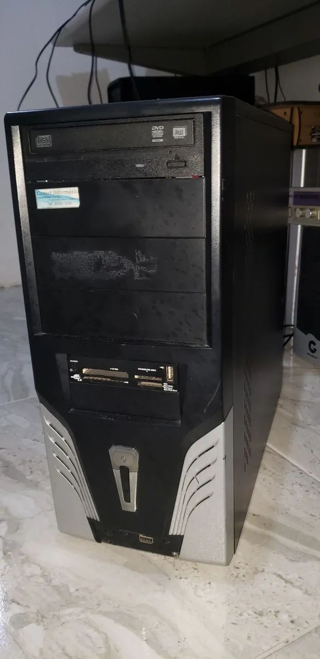 Cpu  core2quad 4gb ram 500gb hd