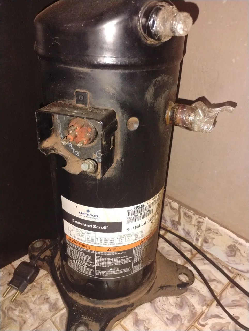 Motor compressor 