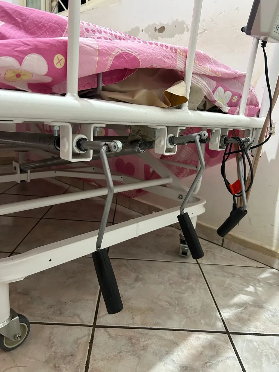 Cama Hospitalar Articulada - Foto 2