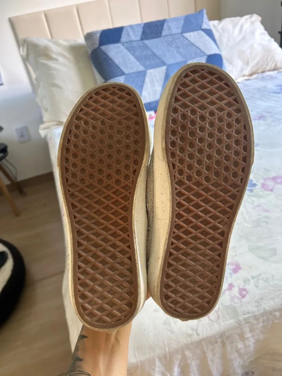 Par de tênis TAM 37 - Foto 2