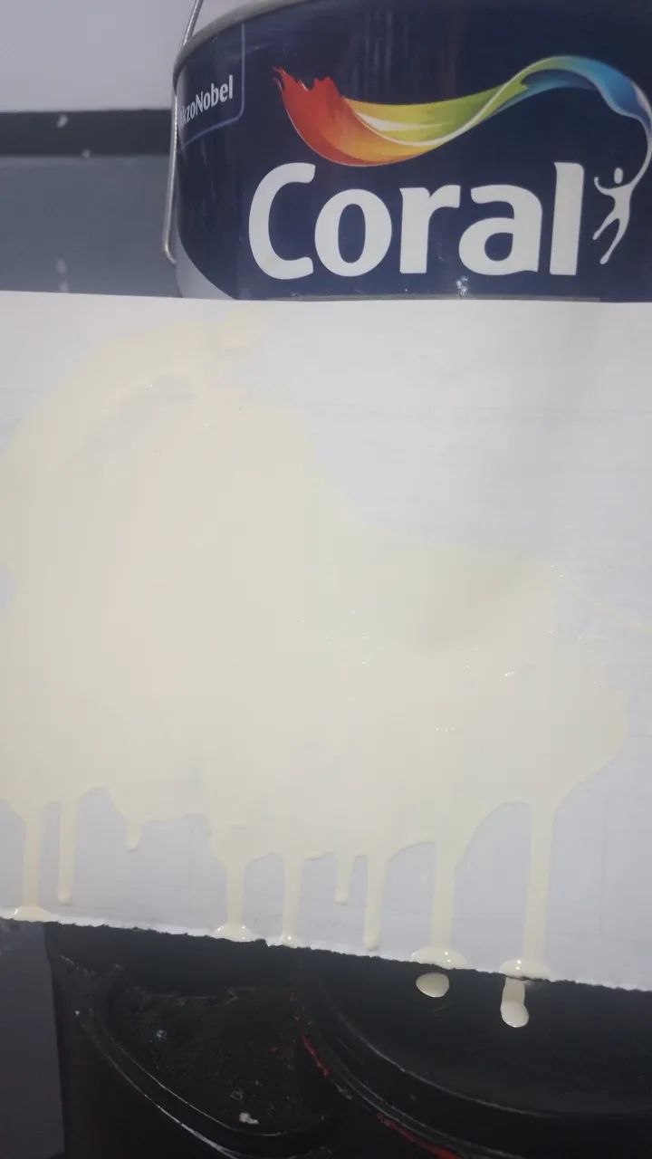 Vendo tinta lacrada