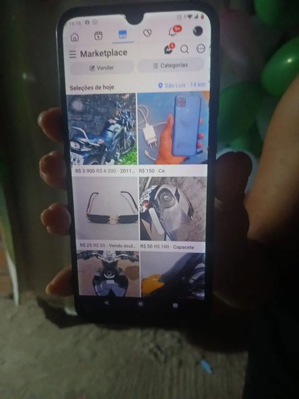 Estou vendendo esse celular funcionando normal 