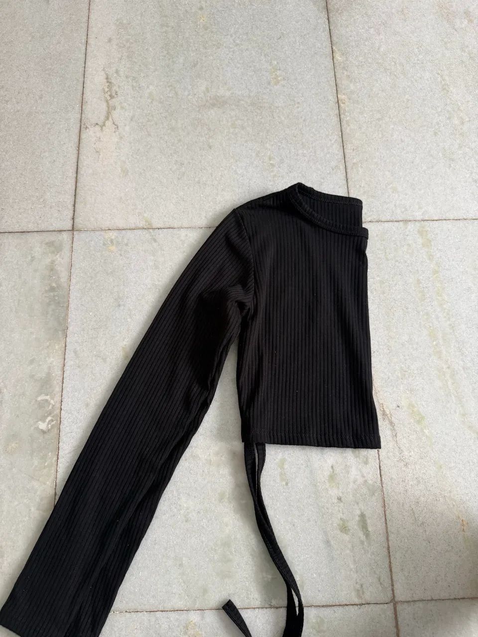 Blusa Cropped manga longa P  - Foto 3