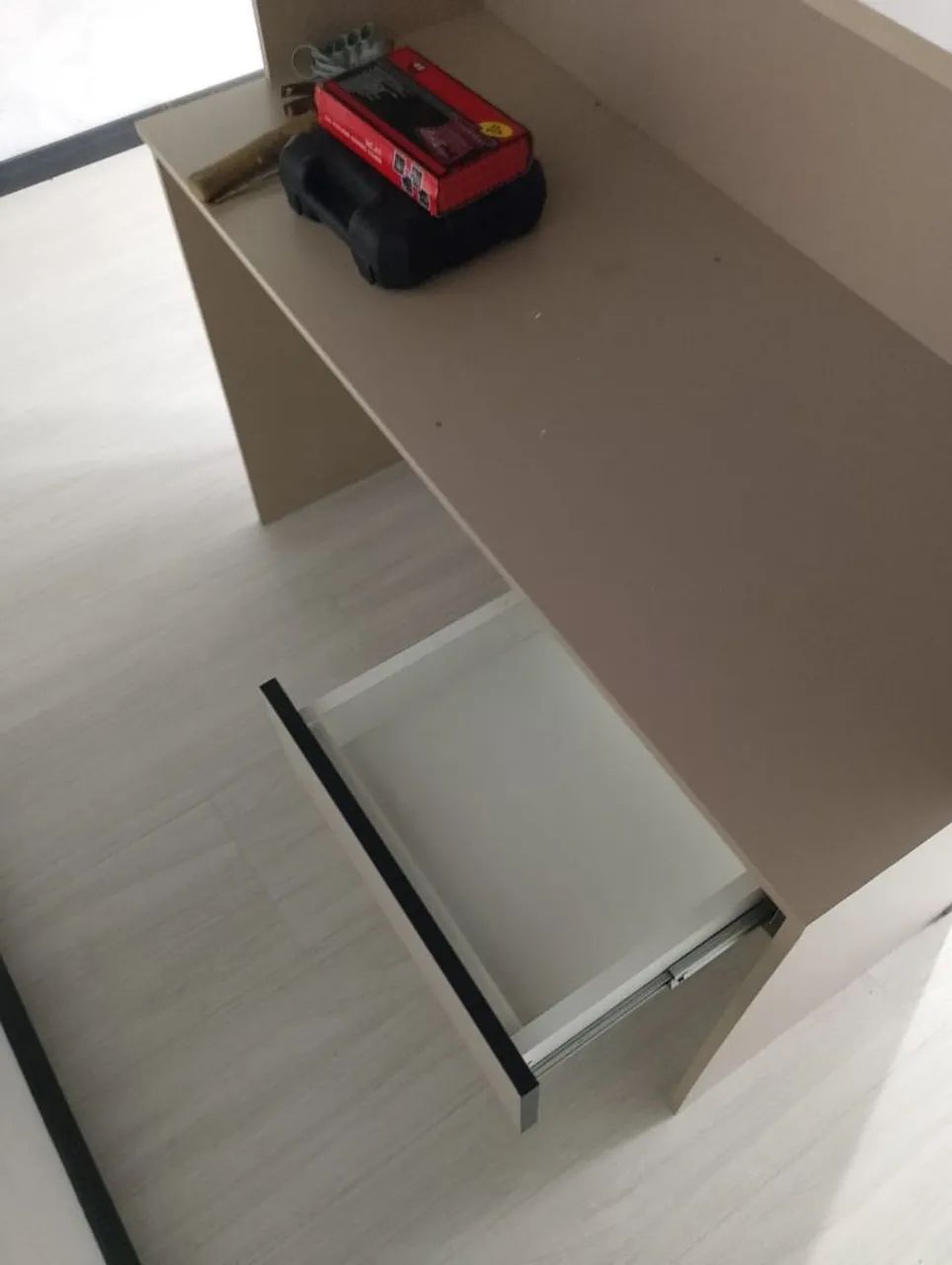Balcão de Recepção Moderno Ripado - Elegante e Semi Novo - Foto 2