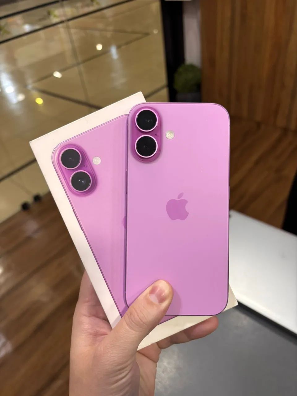 iPhone 16 sem detalhes com garantia / entrego na sua casa 