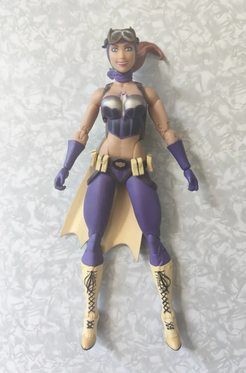 DC Designer Series: DC Bombshells Batgirl - Foto 3