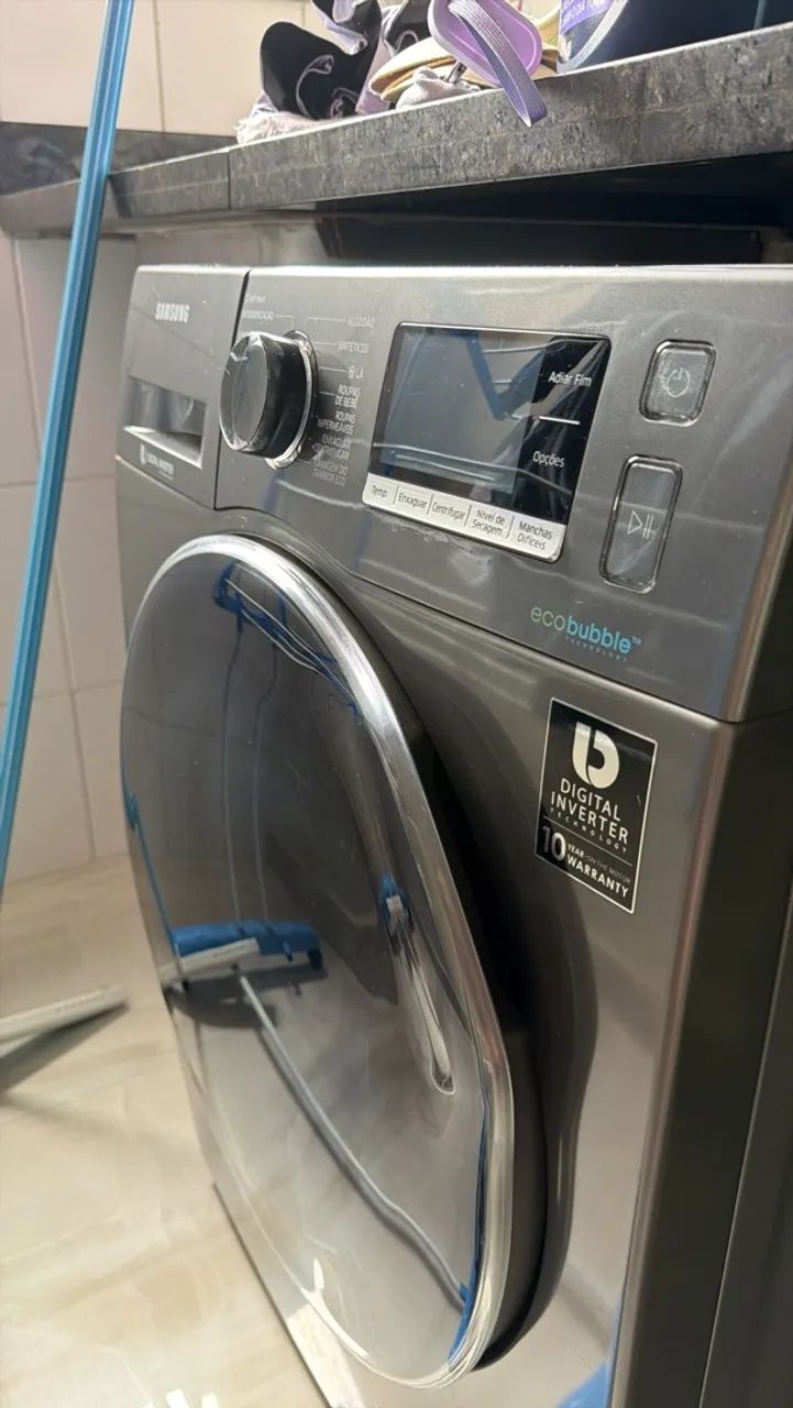 Máquina lava e seca para retirada de peças 