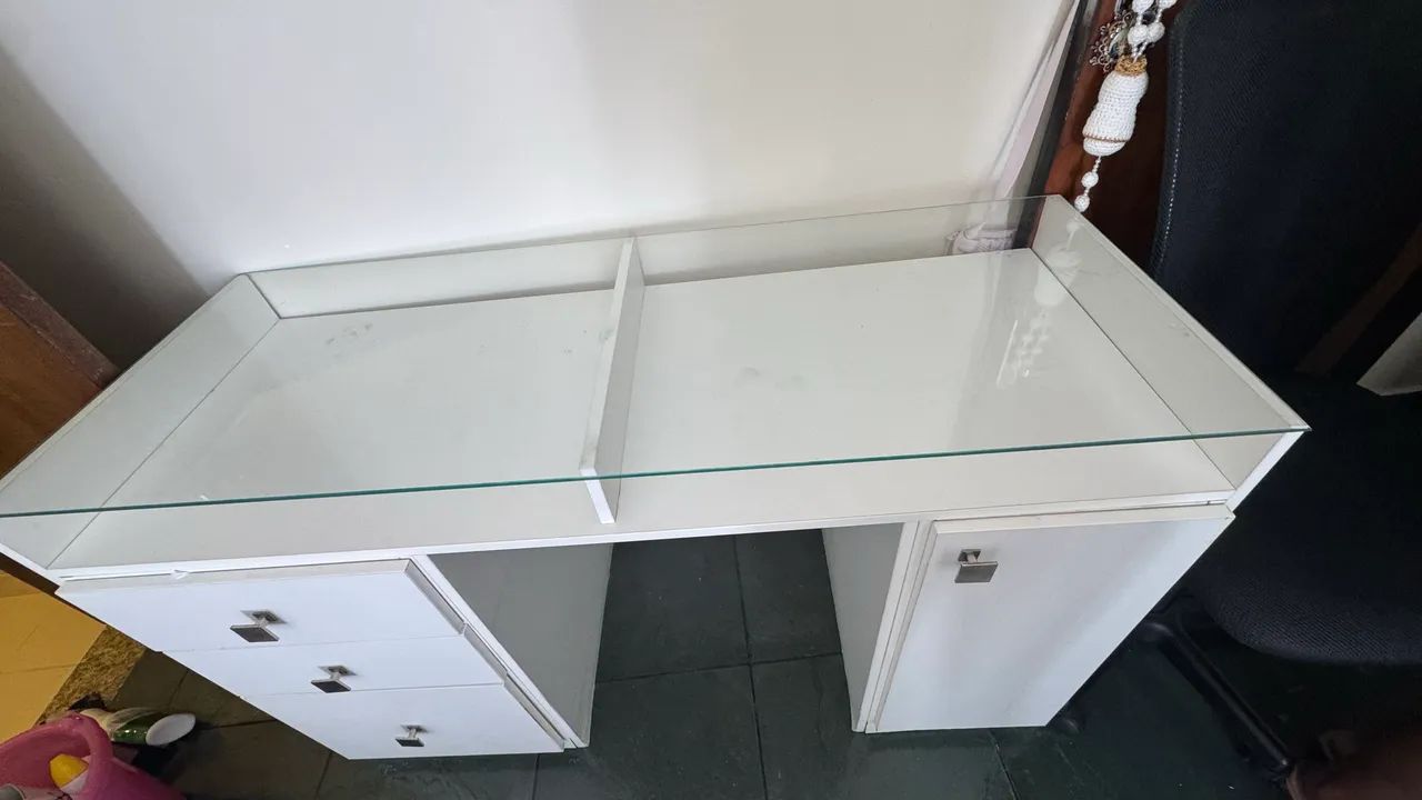 Escrivaninha MDF com tampo de vidro  - Foto 3