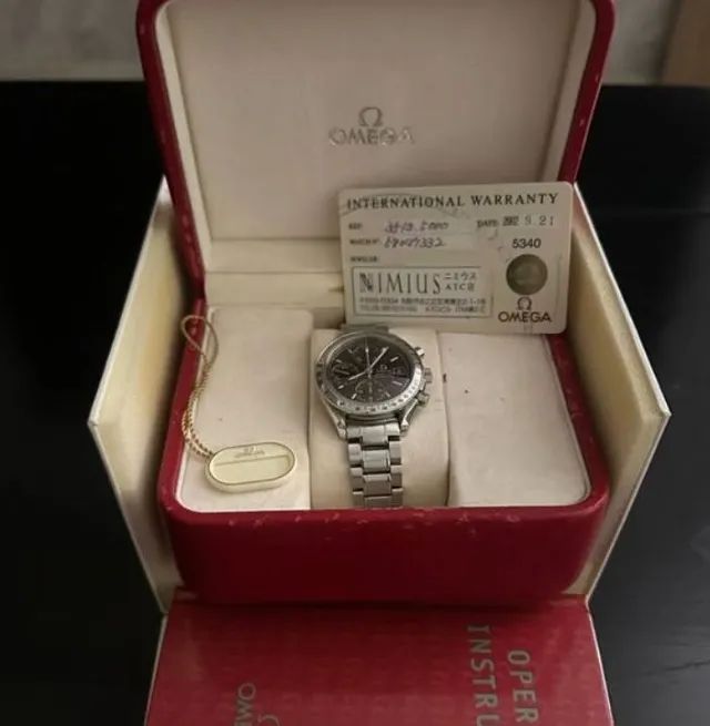 Omega Speedmaster Date 2002 - Foto 3