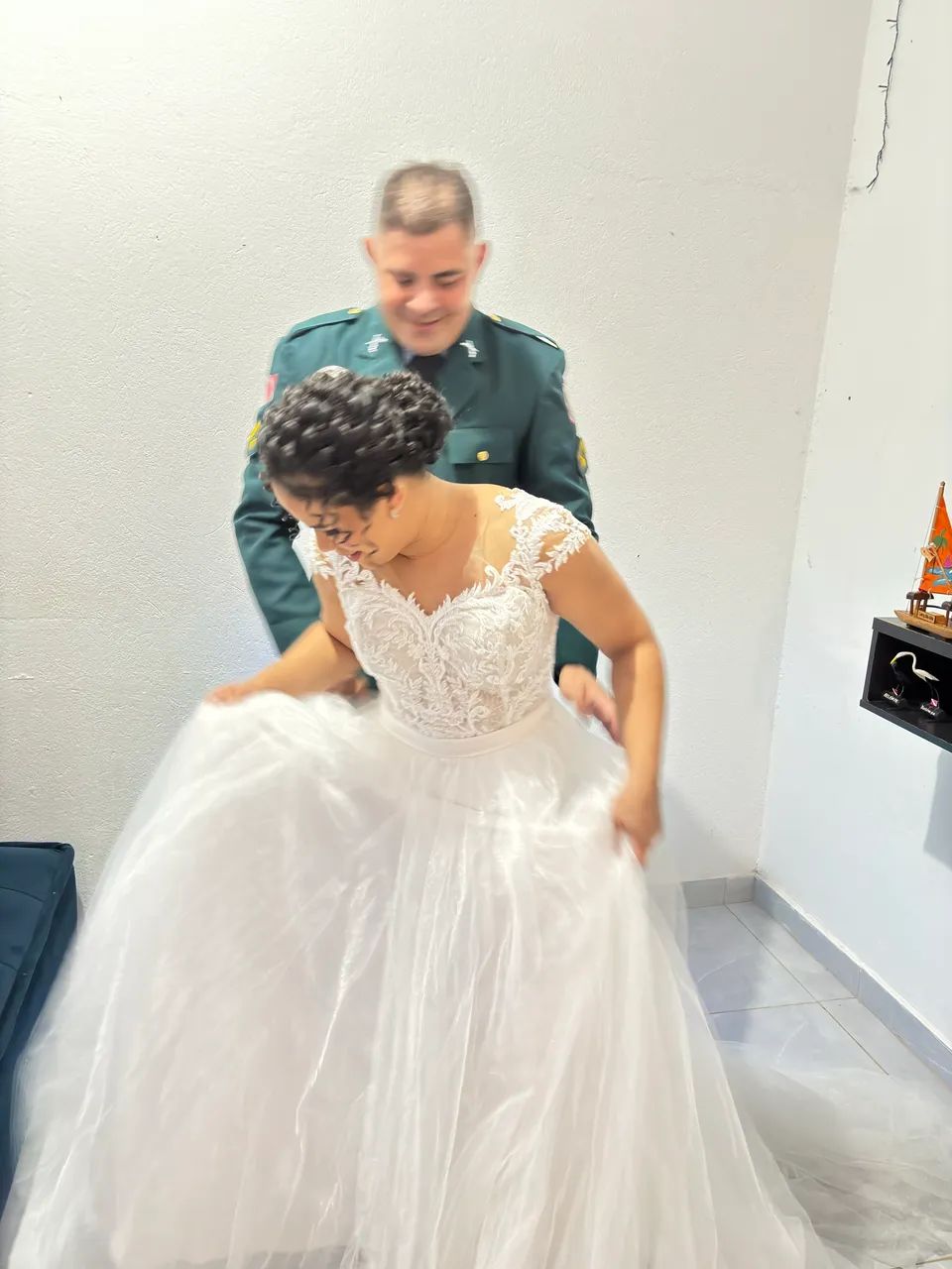 VENDE-SE ESTE VESTIDO DE NOIVA