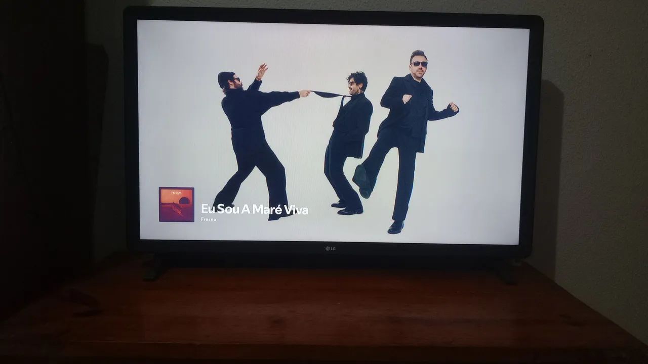 TV LG SMART 32 POLEGADAS  - Foto 2