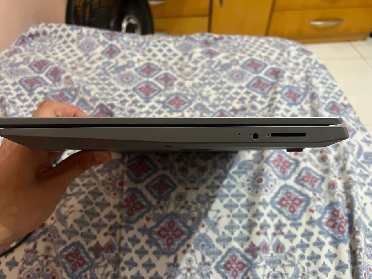     Notebook Lenovo IdeaPad S145-15IIL - Foto 2