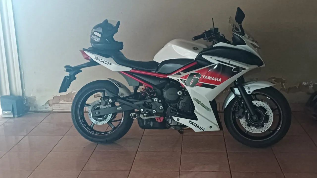 XJ6 f. 2013 - Foto 5