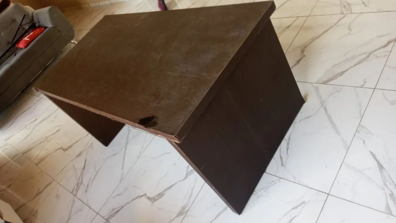 Mesa escritório de Madeira 1,60 x 0,80 - Cor Marrom - Foto 2