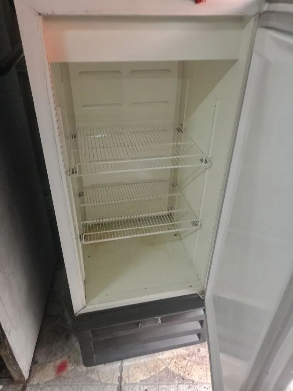 Cervejeira 220v funcionando perfeitamente  - Foto 3