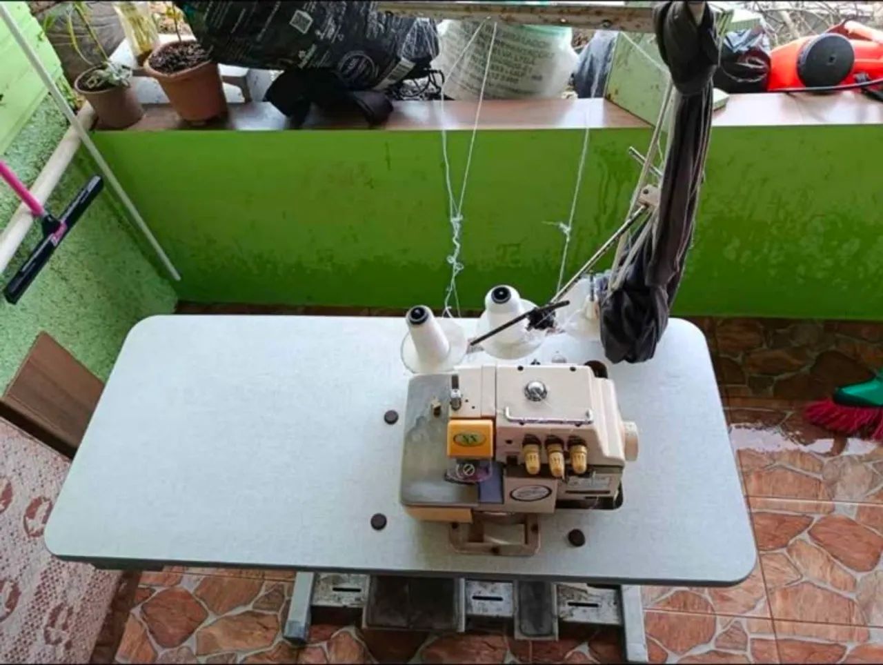 Maquina overloque sun special - Foto 4