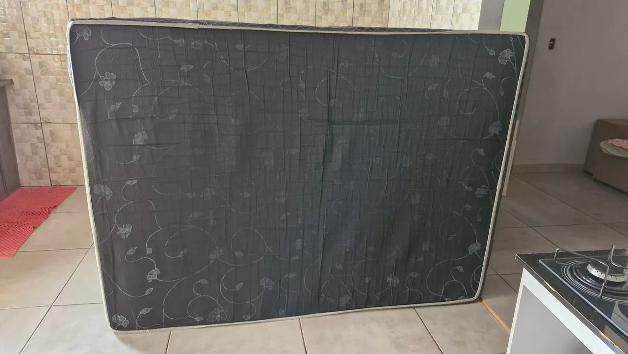 Vendo cama + colchão  - Foto 2