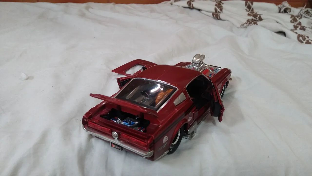 Miniatura 1:24 Maisto  - Foto 3