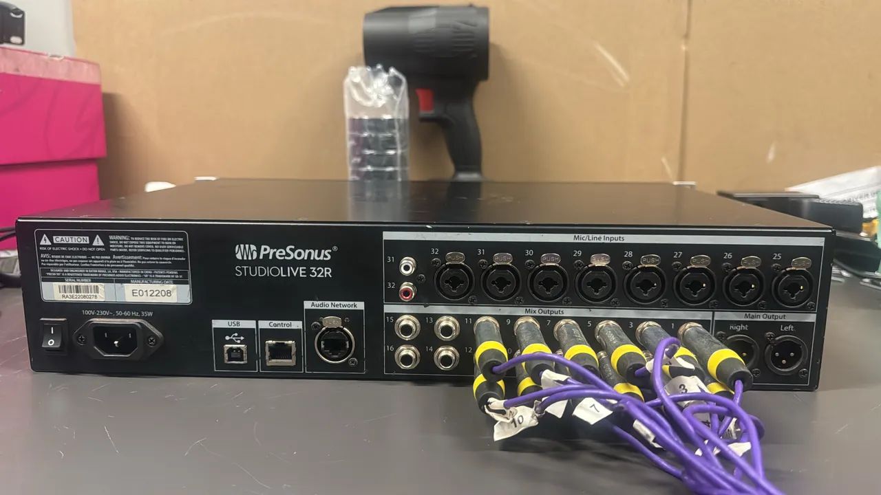 Mesa Rack - Presonus StudioLive 32r - Foto 3