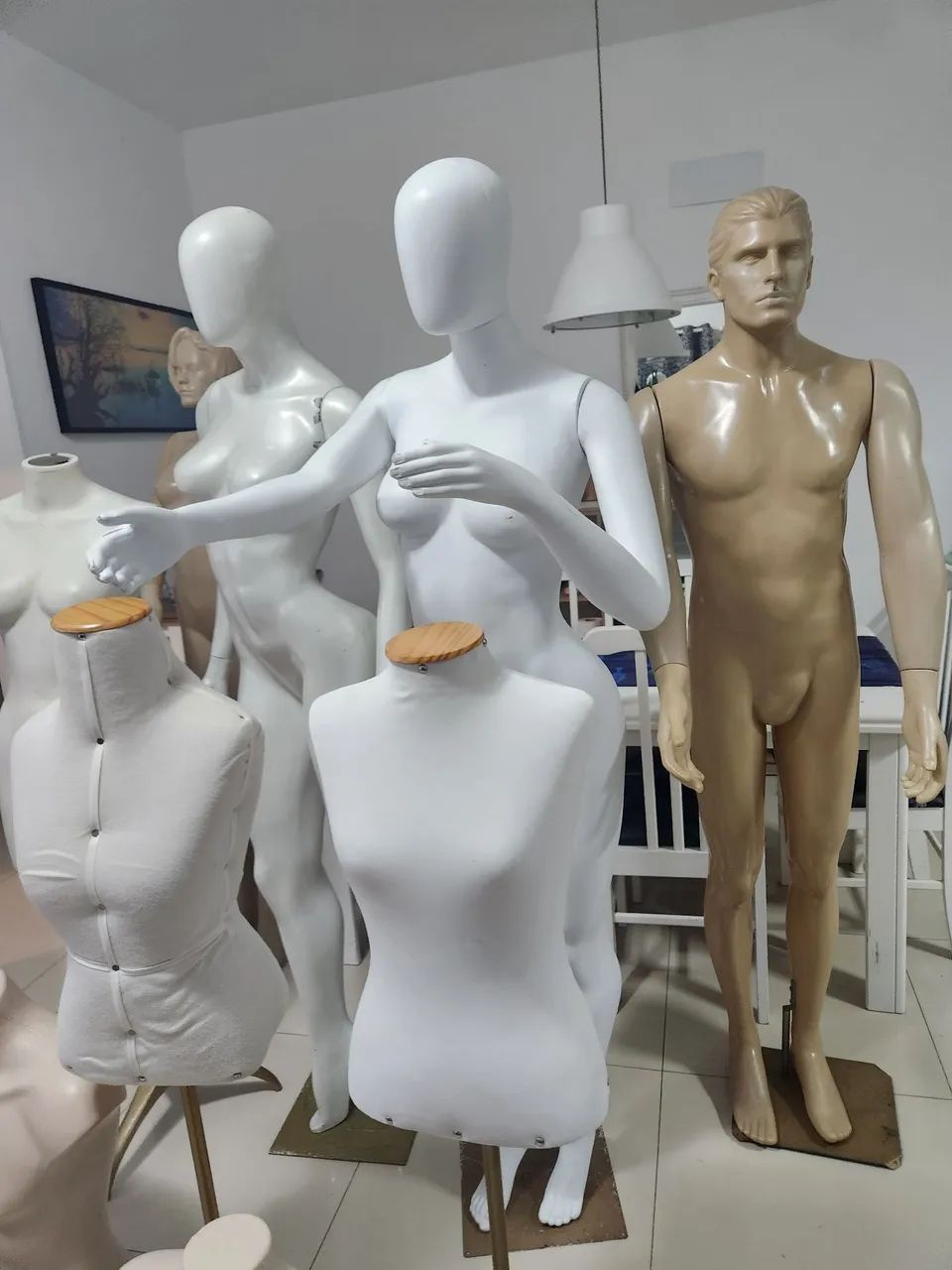 Manequins e vestiario - Foto 4