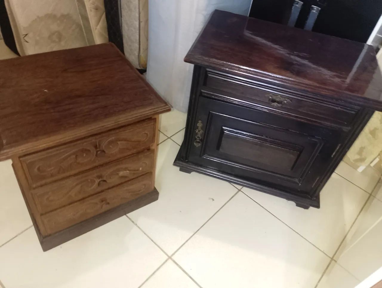 MÓVEIS ANTIGOS, VENDO SEPARADO - Foto 3