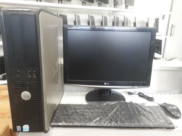 Computador Dell Optiplex com Monitor teclado e mouse