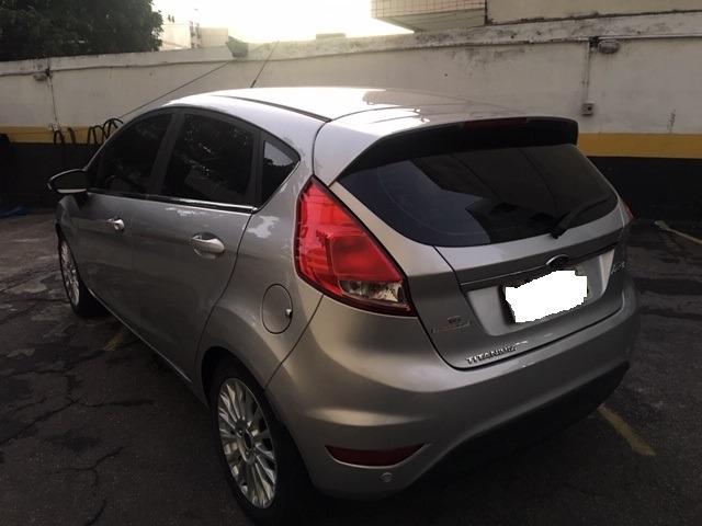 New Fiesta hatch Titanium automático com gnv 5 geração preço real - Foto 5