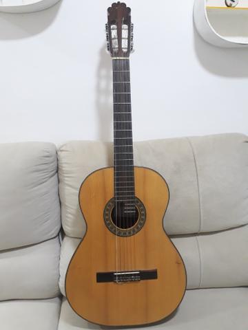Violão de Jacarandá e Pinho