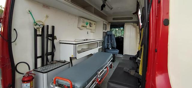 Ambulância Boxer ou motorhome - Foto 11