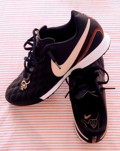 society nike r10