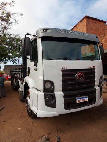 24 250 BITRUCK ANO 2011 COMPLETO