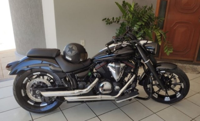 YAMAHA MIDNIGHT CUSTOMIZADA LOW RIDER