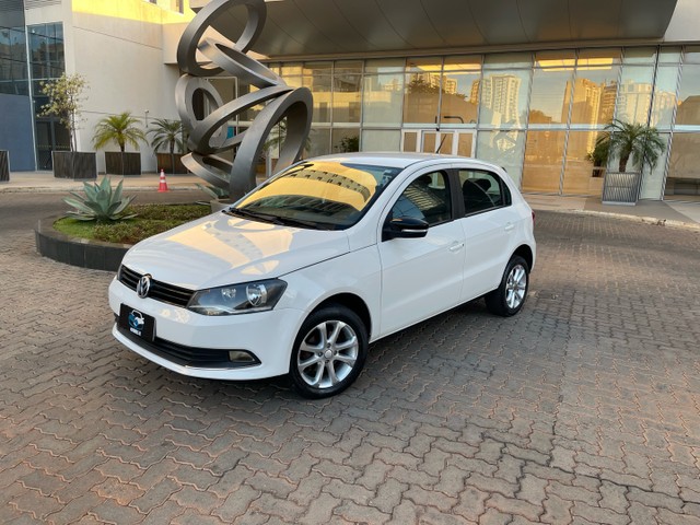 VOLKSWAGEN GOL 1.6 SELEÇÃO 2014