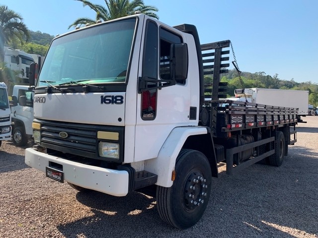 FORD CARGO 1618 CARROCERIA DE 6.90M