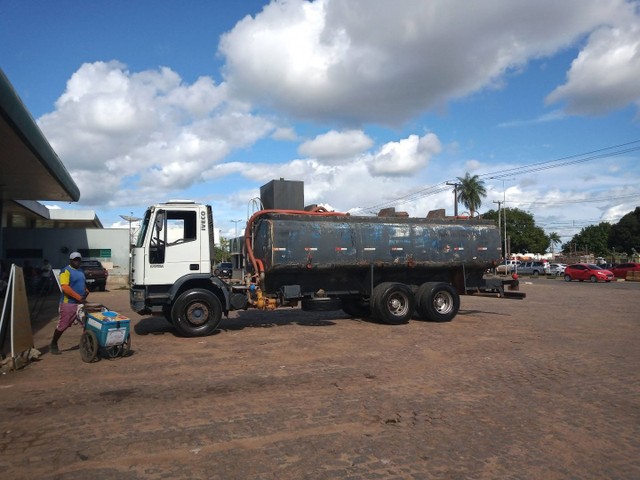 VENDO IVECO PIPA TRAÇADO