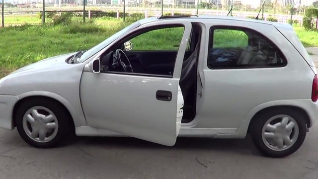 corsa ano 1995