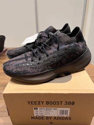 yeezy 380 preto