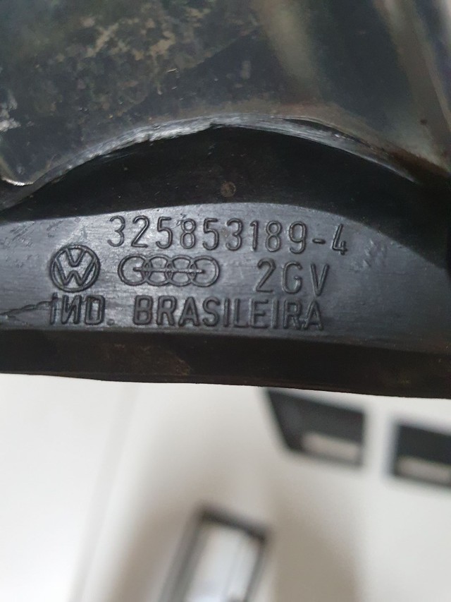 Santana e quantum par frisos paralama dianteiros originais - Foto 5