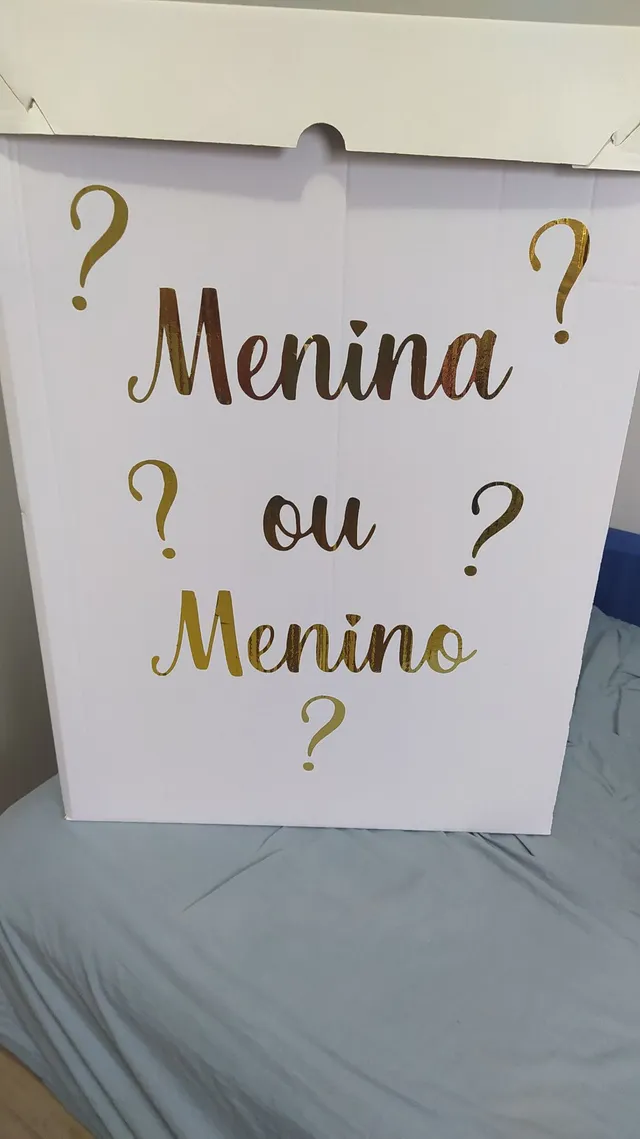 Caixa para Chá Revelação Menino ou Menina 48x48x75cm 1und