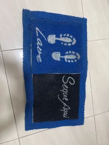 Tapete sanitarizante , álcool etc