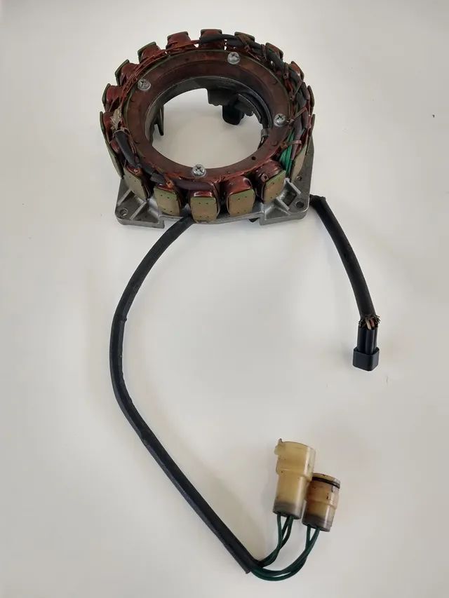 Peças motor de popa 225HP Yamaha Four Stroke F225 AET ((( leia o anuncio ))) - Foto 7