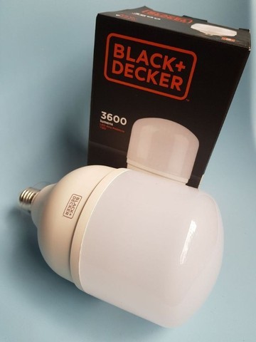 lâmpada led 1800 lumens black decker