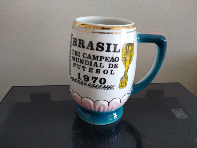 Caneca Chopp Brasil Tri Campeão 1970 (impecável)