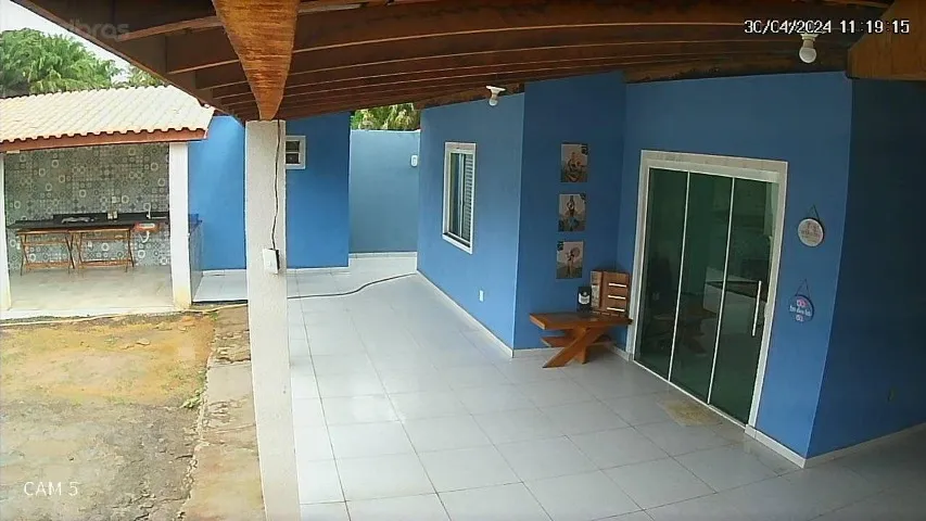 CASA DE VERANEIO VENDA E ALUGUEL - 490 M