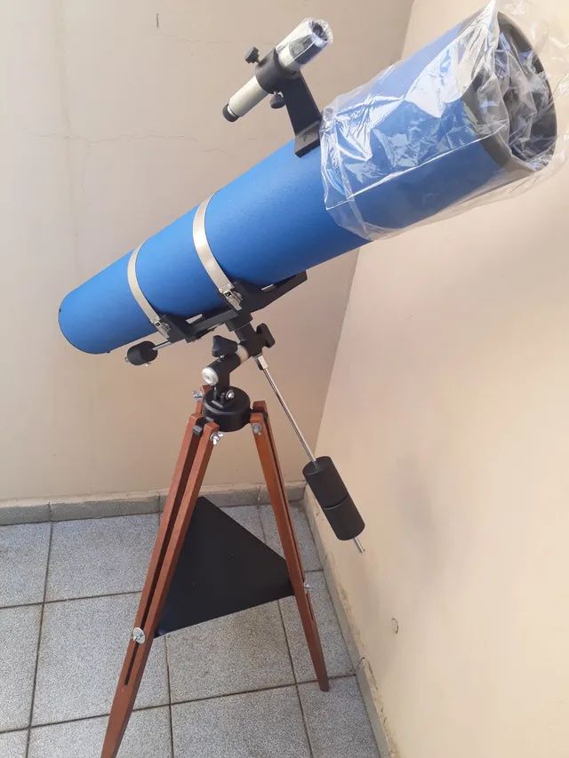 Telescópio com tubo de qualidade novo bem acabado de qualidade reconhecida  - Foto 4