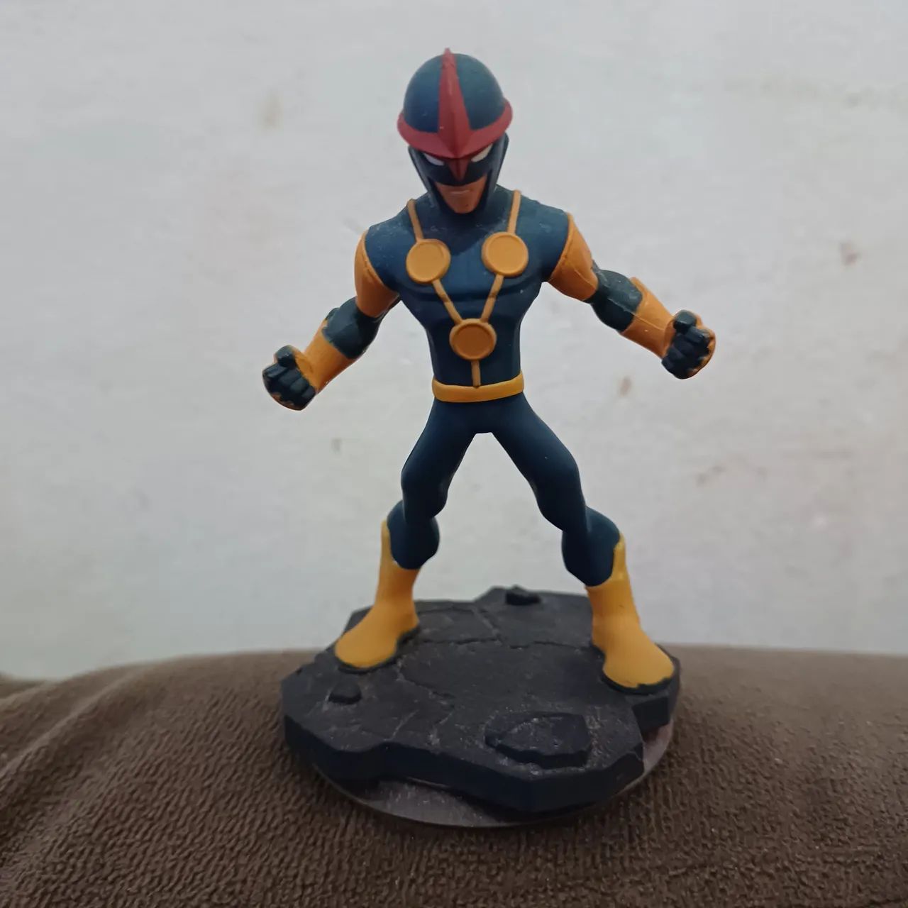 Boneco do Heroi Nova Marvel Disney