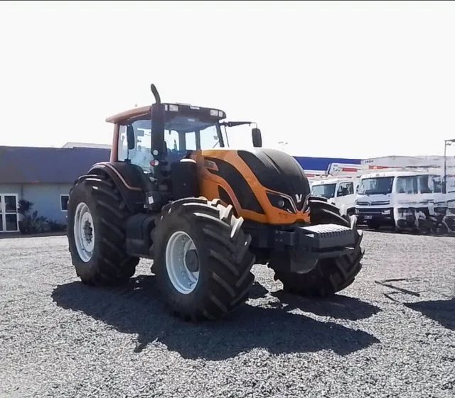 Trator Valtra BH224 ano 2021, 4x4, com apenas 865 horas, em MG - Foto 2