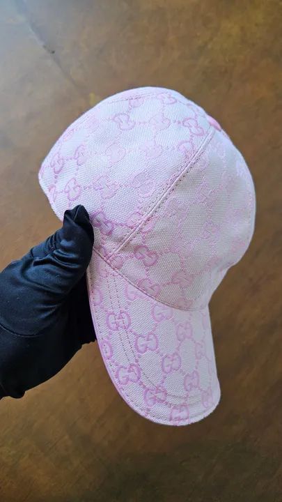 Boné Gucci GG Pink