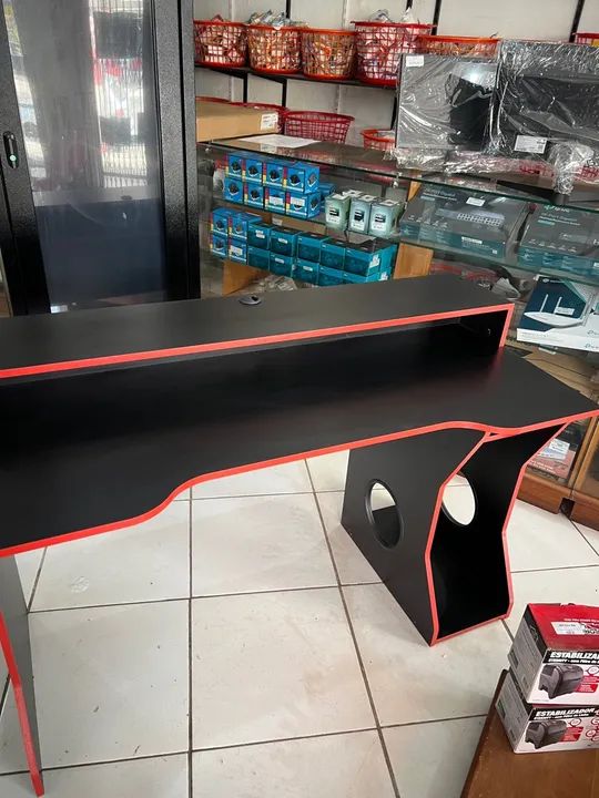 Mesa gamer para 2 monitores  - Foto 2